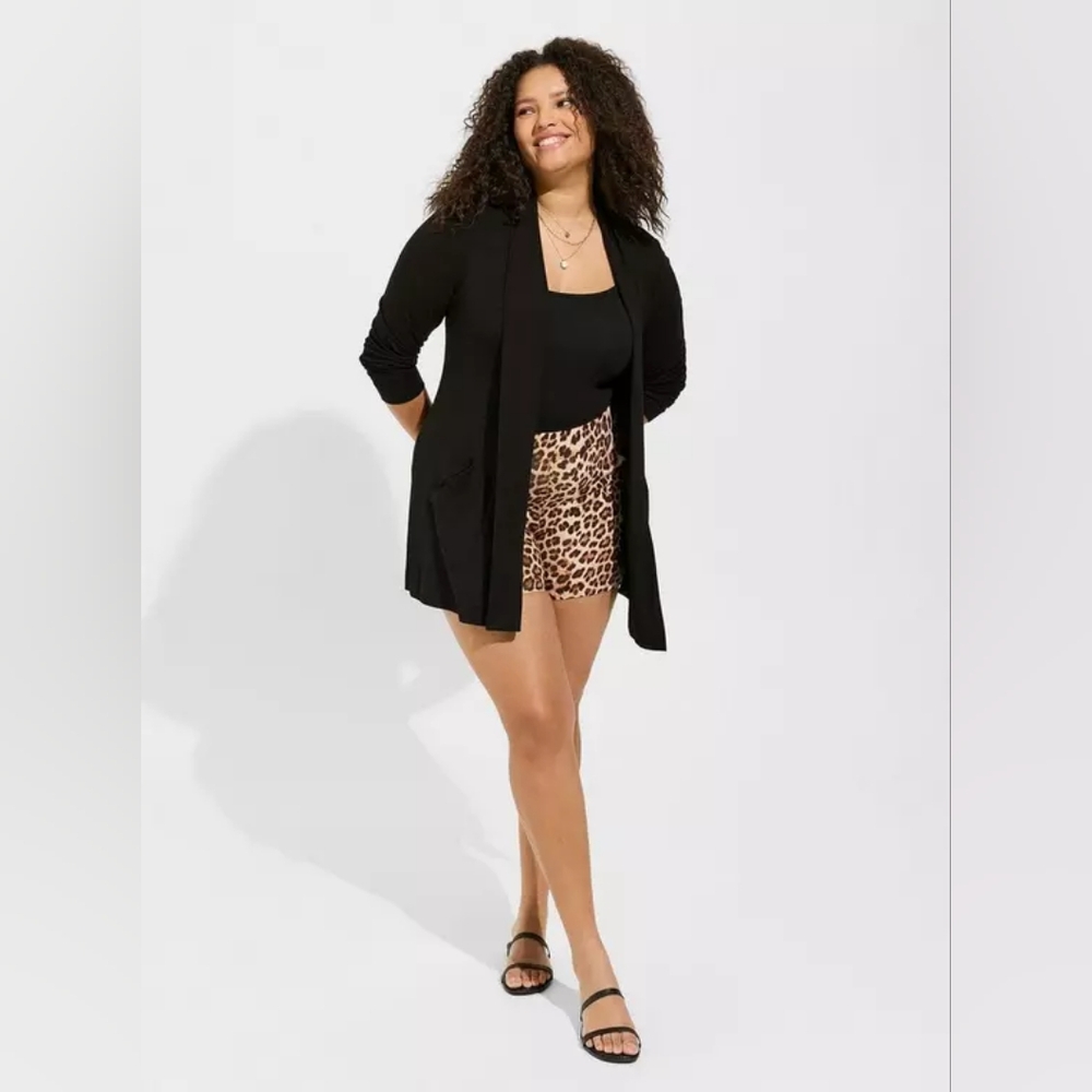 Torrid Super Soft Cardigan Straight Front GUC Size 1